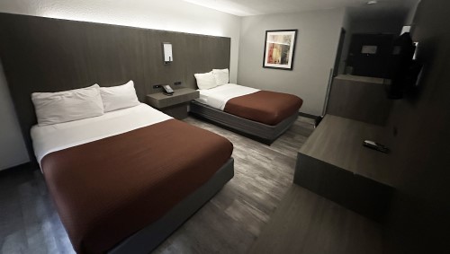 2 Double Beds Non-Smoking Photo 2